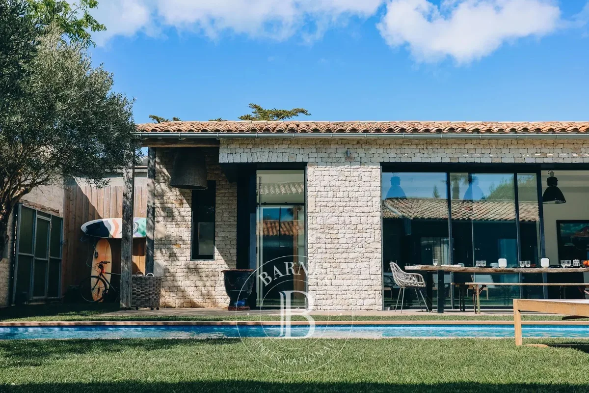 Villa Vauban, maison à louer à Saint-Martin-de-Ré · réf. 85292366 · vue 1