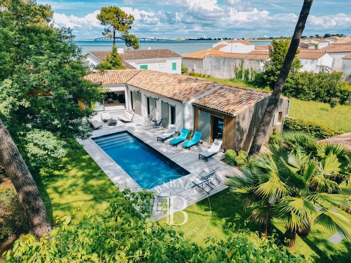 Villa Kirribilli, maison à louer à Rivedoux-Plage · réf. 85293006 · vue 1