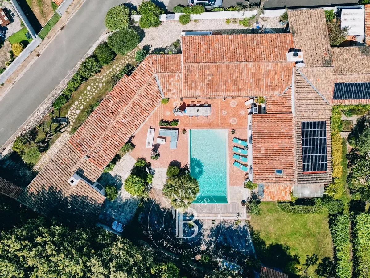Domaine Foulquier, maison à louer à Rivedoux-Plage · réf. 85293011 · vue 1