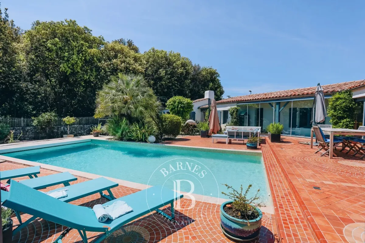 Domaine Foulquier, maison à louer à Rivedoux-Plage · réf. 85293011 · vue 3