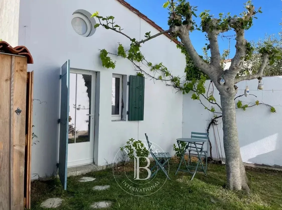 Maison à vendre aux Portes-en-Ré · réf. 85704601 · vue 2