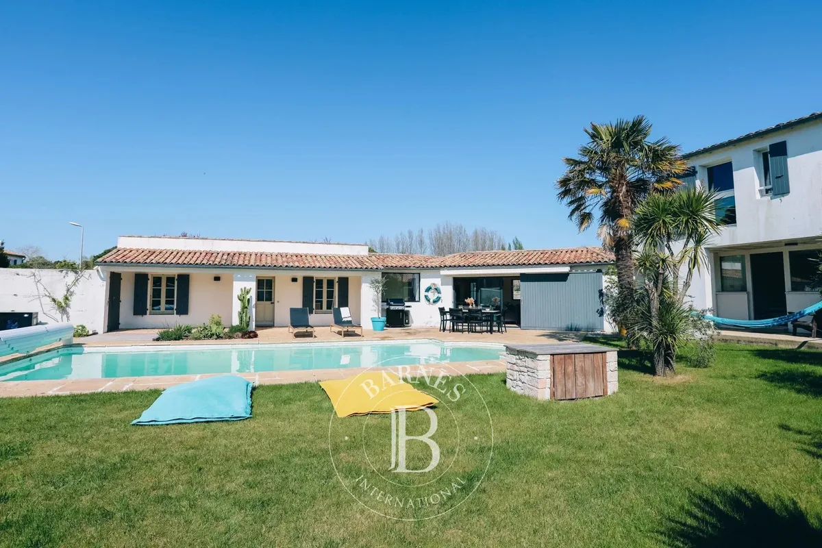 Villa Aurora, maison à louer aux Portes-en-Ré · réf. 85864750 · vue 2
