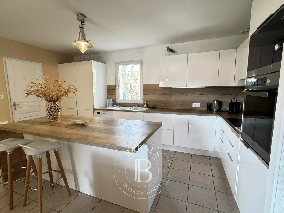 Maison à vendre à Sainte-Marie-de-Ré · réf. 86351039 · vue 3
