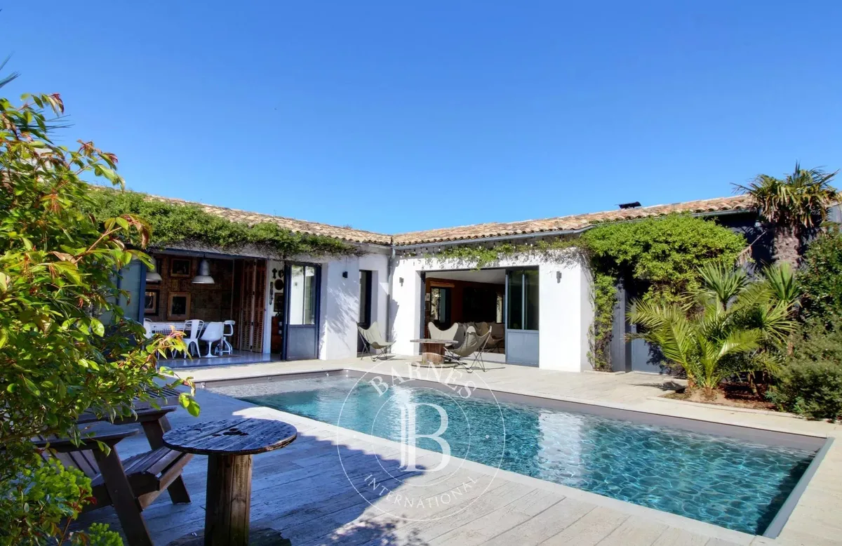 Maison à vendre à Saint-Clément-des-Baleines · réf. 86685508 · vue 1