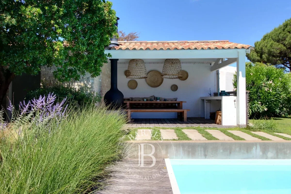 Maison à vendre au Bois-Plage-en-Ré · réf. 86741010 · vue 2