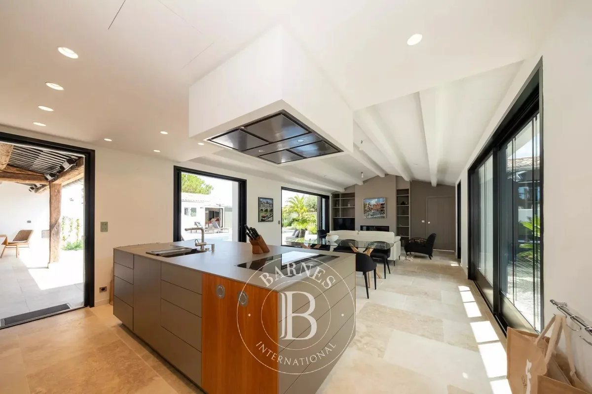 Maison à vendre au Bois-Plage-en-Ré · réf. 87072324 · vue 3