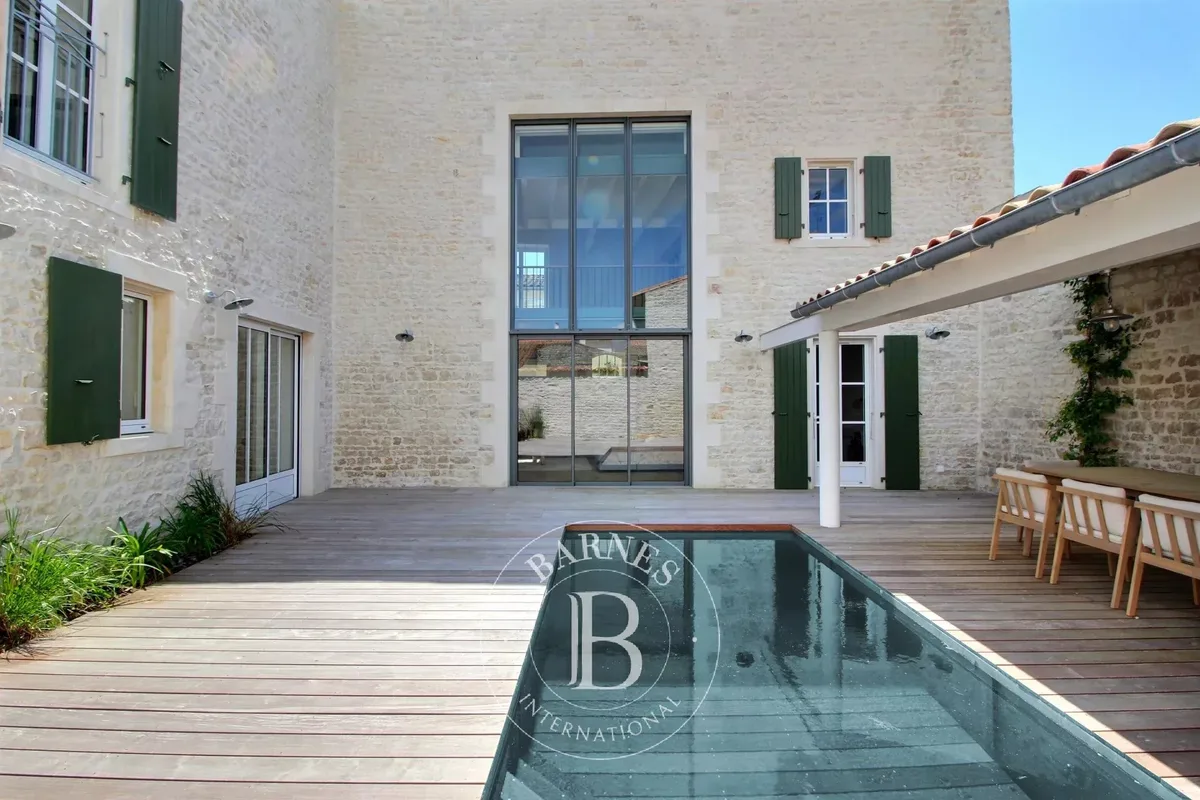 Maison à vendre à Sainte-Marie-de-Ré · réf. 87124064 · vue 1