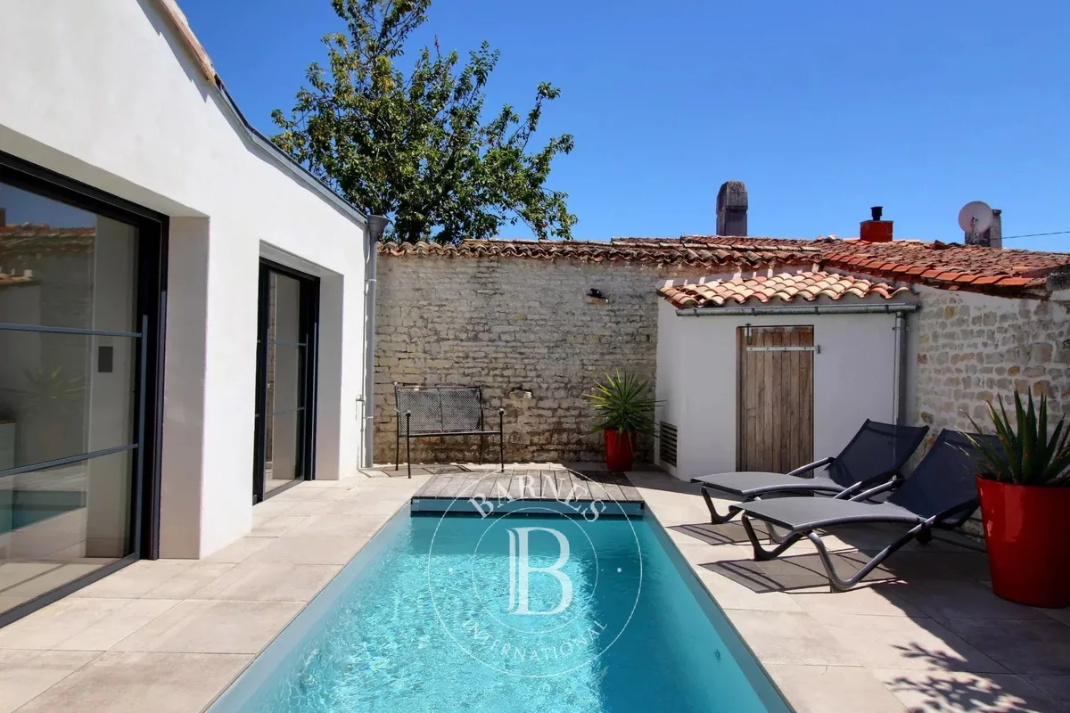 Maison à vendre à La Flotte · réf. 87230159 · vue 2