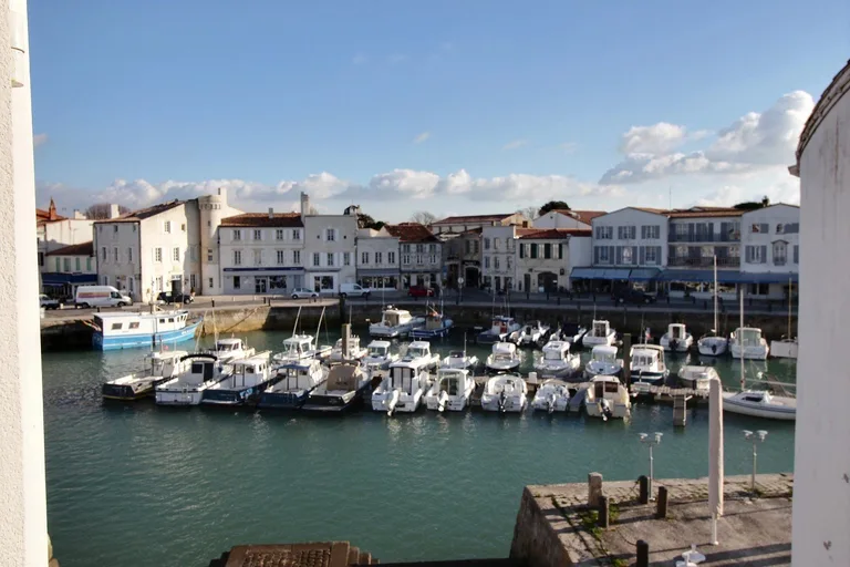 Appartement vendu à Saint-Martin-de-Ré par BARNES Île de Ré