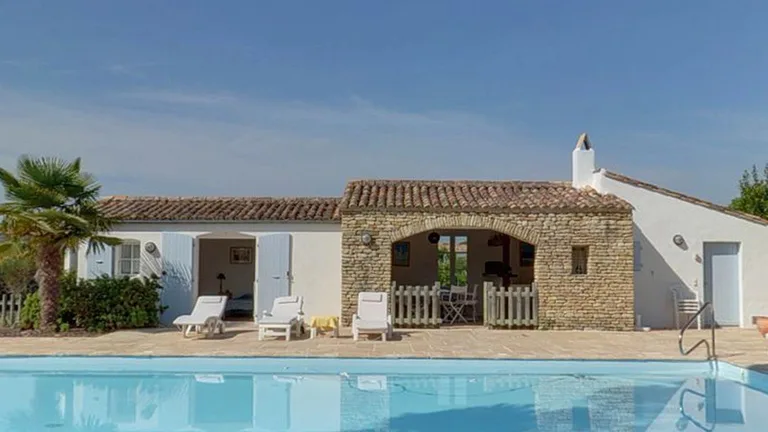 Maison vendu à Les Portes-en-Ré par BARNES Île de Ré