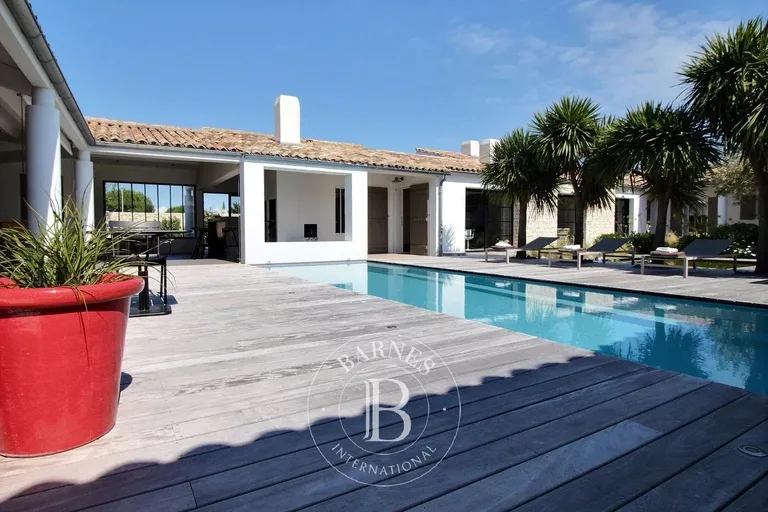 Maison vendu à La Couarde-sur-Mer par BARNES Île de Ré