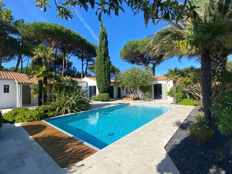 Maison vendu à Le Bois-Plage-en-Ré par BARNES Île de Ré