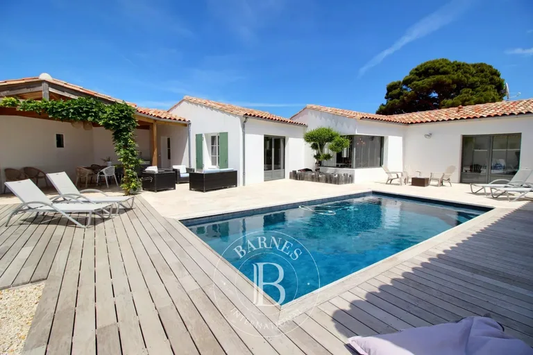 Maison vendu à Sainte-Marie-de-Ré par BARNES Île de Ré
