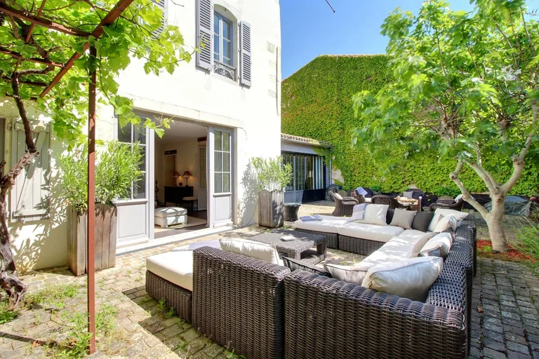 Maison vendu à Saint-Martin-de-Ré par BARNES Île de Ré