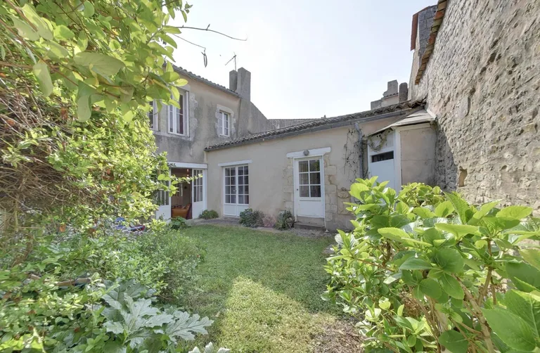 Maison vendu à Saint-Martin-de-Ré par BARNES Île de Ré