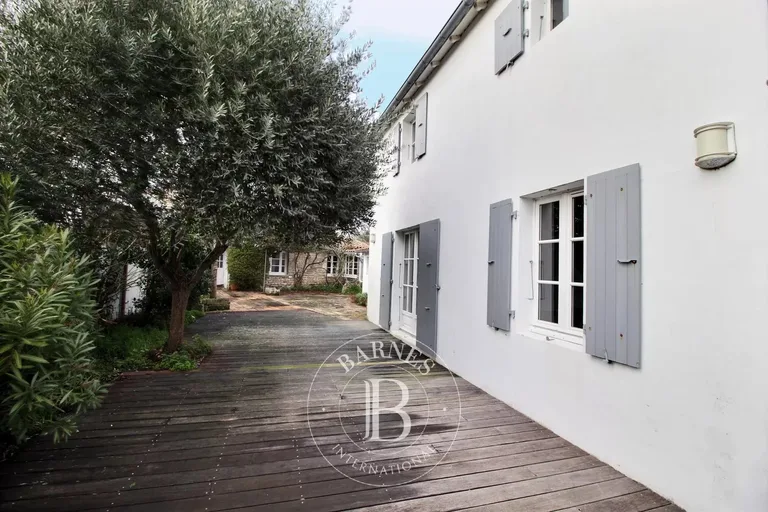 Maison vendu à Ars-en-Ré par BARNES Île de Ré