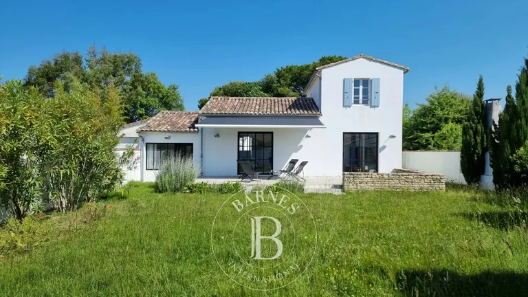 Maison vendu à Les Portes-en-Ré par BARNES Île de Ré