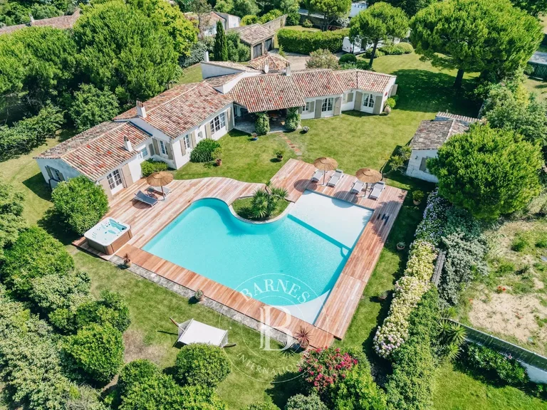 Villa Lady, location de vacances à Les Portes-en-Ré · réf. 85291356