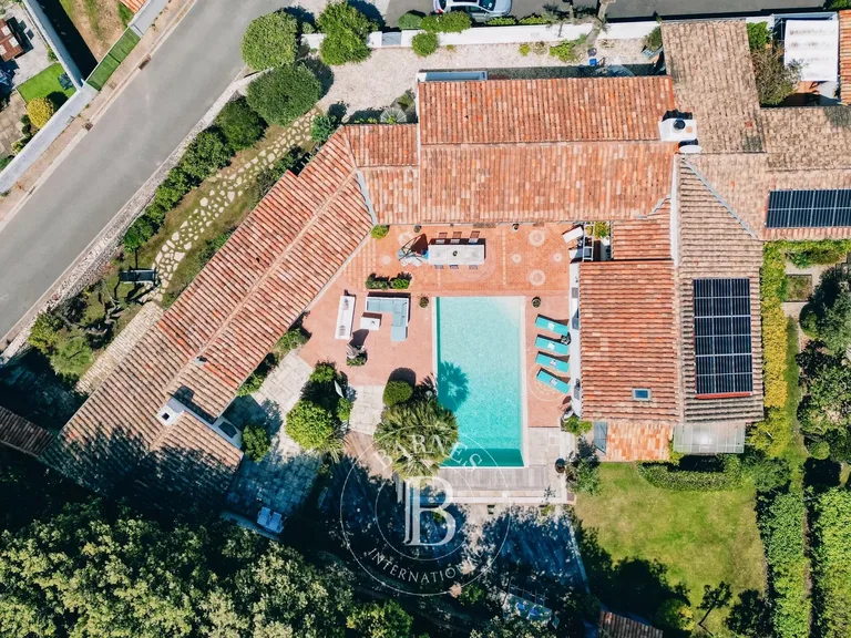 Domaine Foulquier, location de vacances à Rivedoux-Plage · réf. 85293011