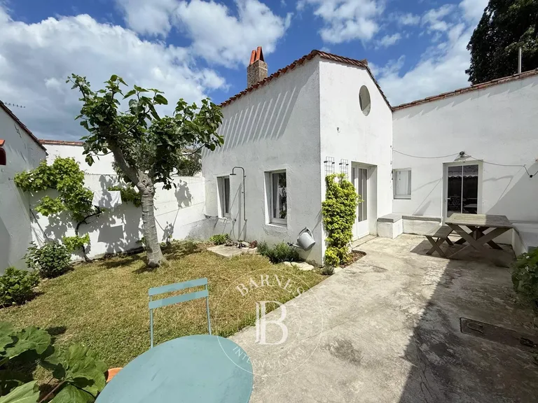 Maison à vendre aux Portes-en-Ré · réf. 85704601