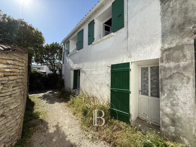 Maison à vendre aux Portes-en-Ré · réf. 85945584