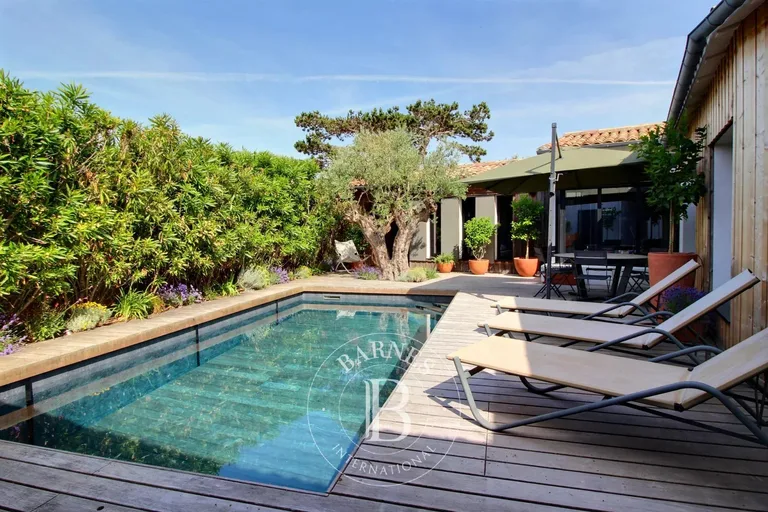 Maison d’exception à Le Bois-Plage-en-Ré · réf. 87067057