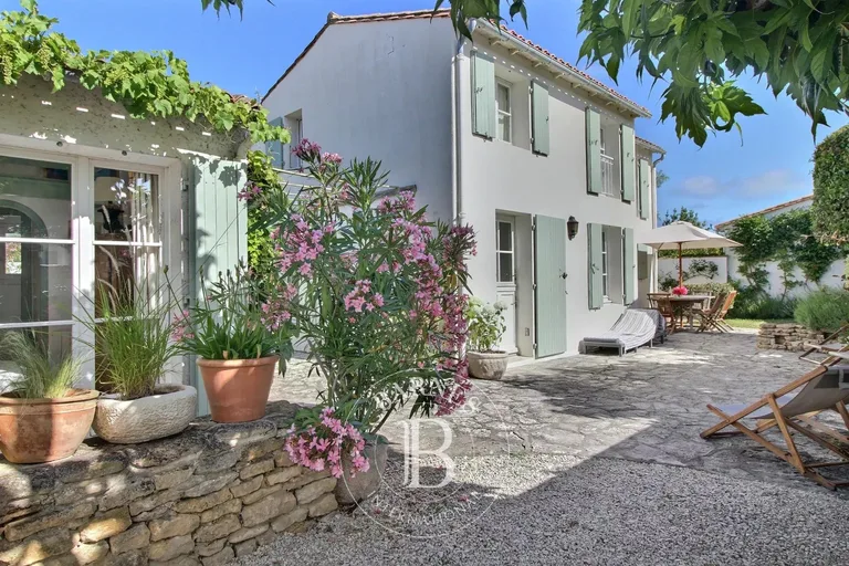 Maison à vendre aux Portes-en-Ré · réf. 87123176