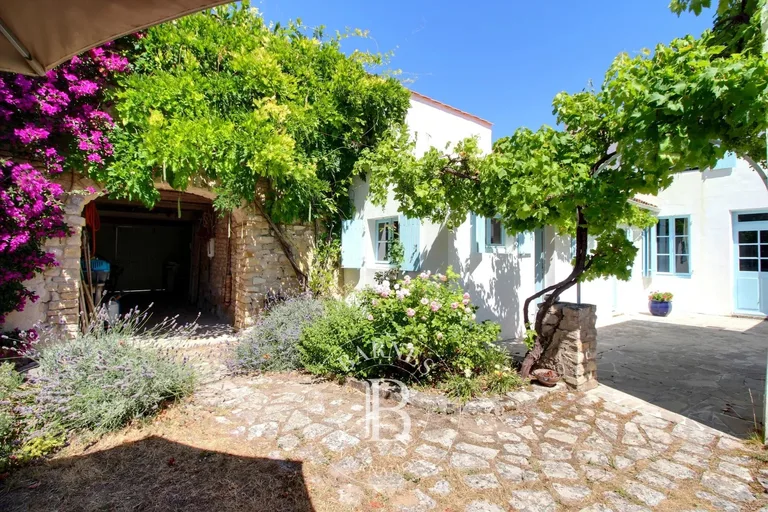 Maison à vendre à Ars-en-Ré · réf. 87168767